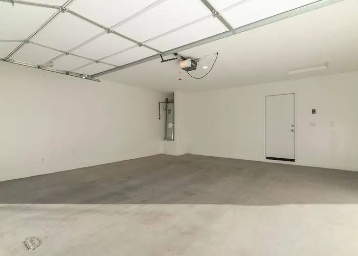 *family Oasis*shuffleboard*backyard*arcade*garage* Casa Grande